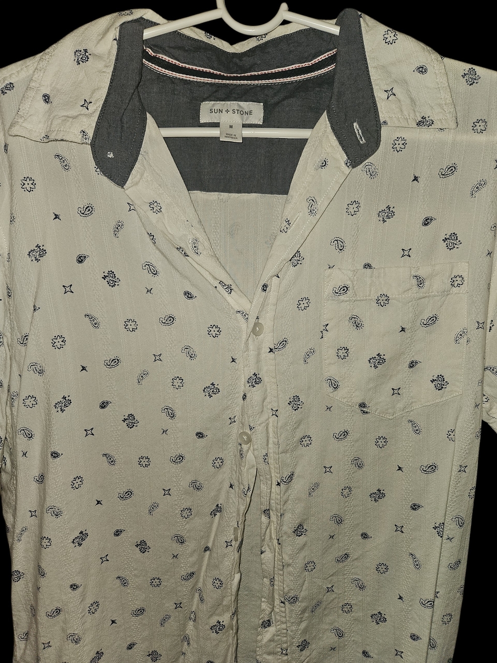 Sun + Stone Men's  Button-Down Shirt with Navy Print